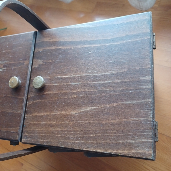 Vintage Accordion Wooden Sewing Box, 3 Tier - Picture 16 of 16